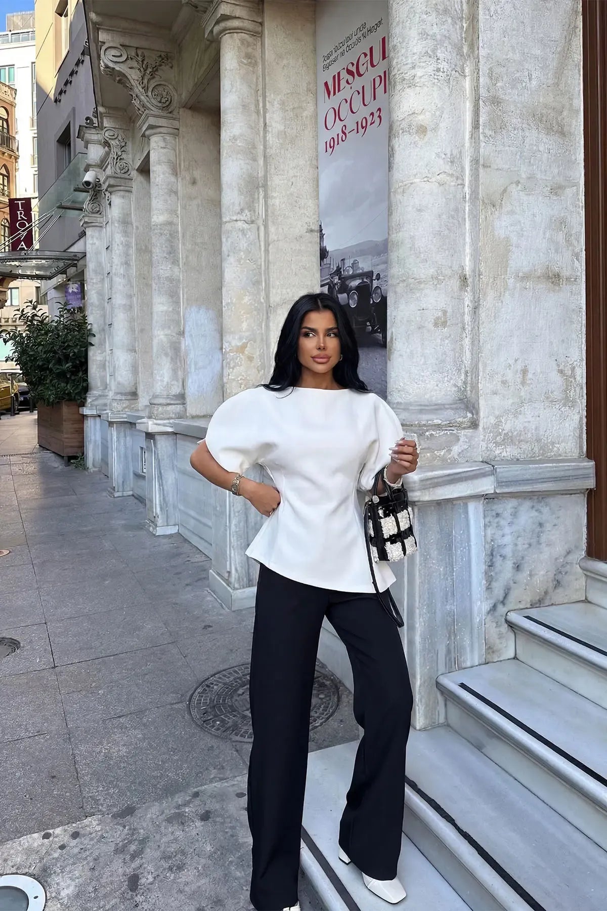 VICTORIA - TOP